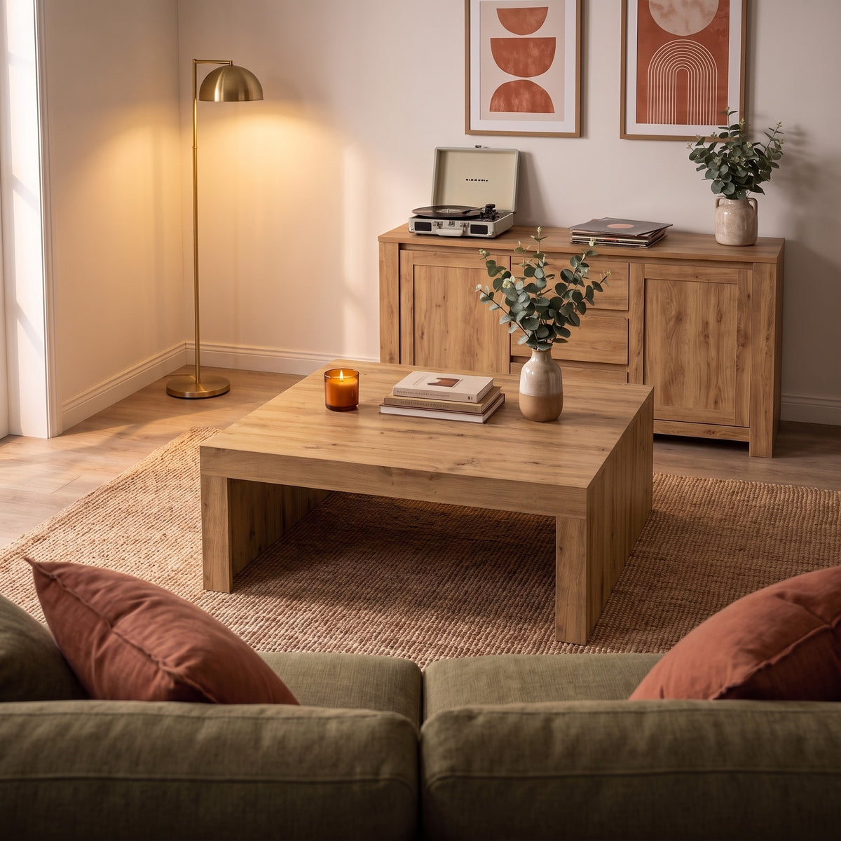 Table basse en bois Carmo, chêne artisanal – ambiance du soir #Couleur_Chêne artisanal