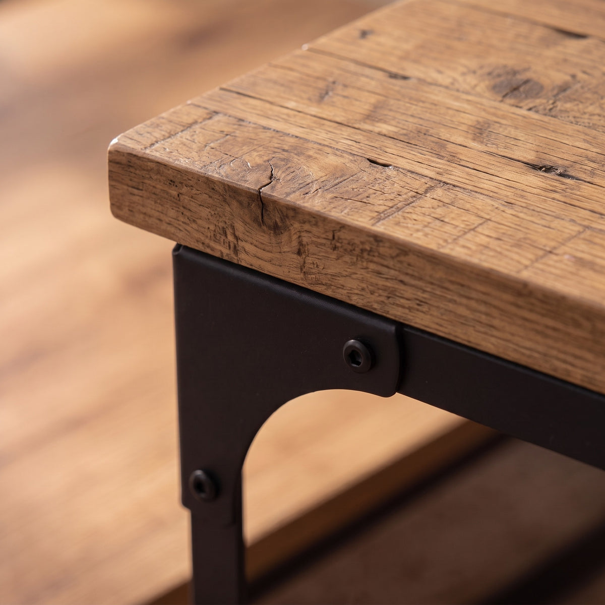 Gigognes carrées Duetta, vieux bois – détail plateau et cadre acier #Couleur_Vieux bois