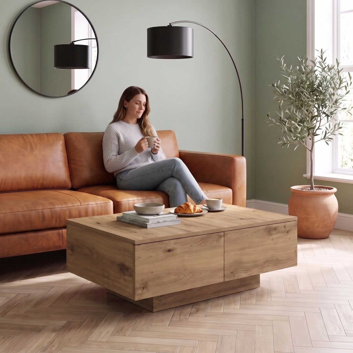 Table basse décor bois avec tiroirs Alcova chêne artisanal au quotidien : café du matin depuis le canapé #Couleur_Chêne artisanal