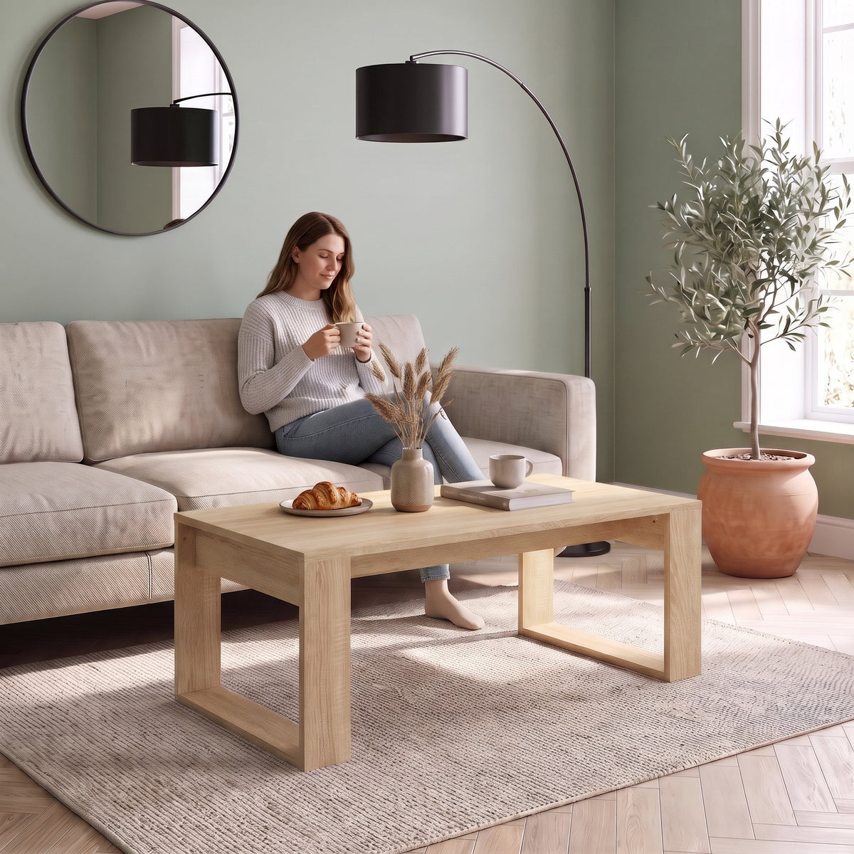 Table basse rectangulaire décor bois 102 cm Arlon chêne sonoma au quotidien : café du matin depuis le canapé #Couleur_Chêne sonoma