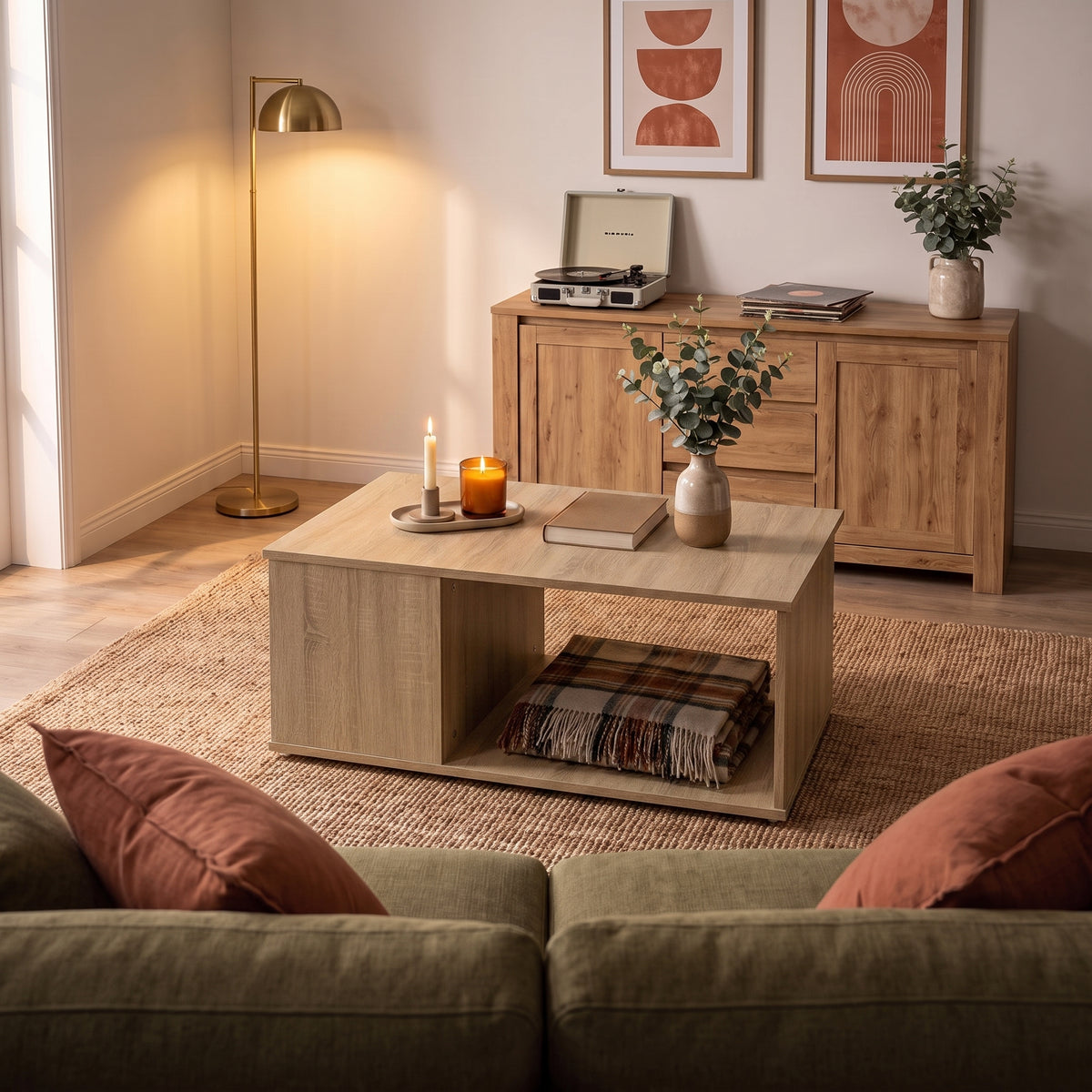 Table basse Otava, chêne sonoma, ambiance soirée #Couleur_Chêne sonoma
