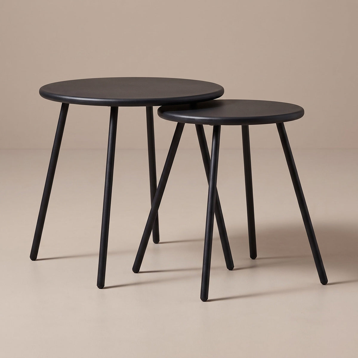 Tables gigognes de jardin Duna en acier noir, emboîtées