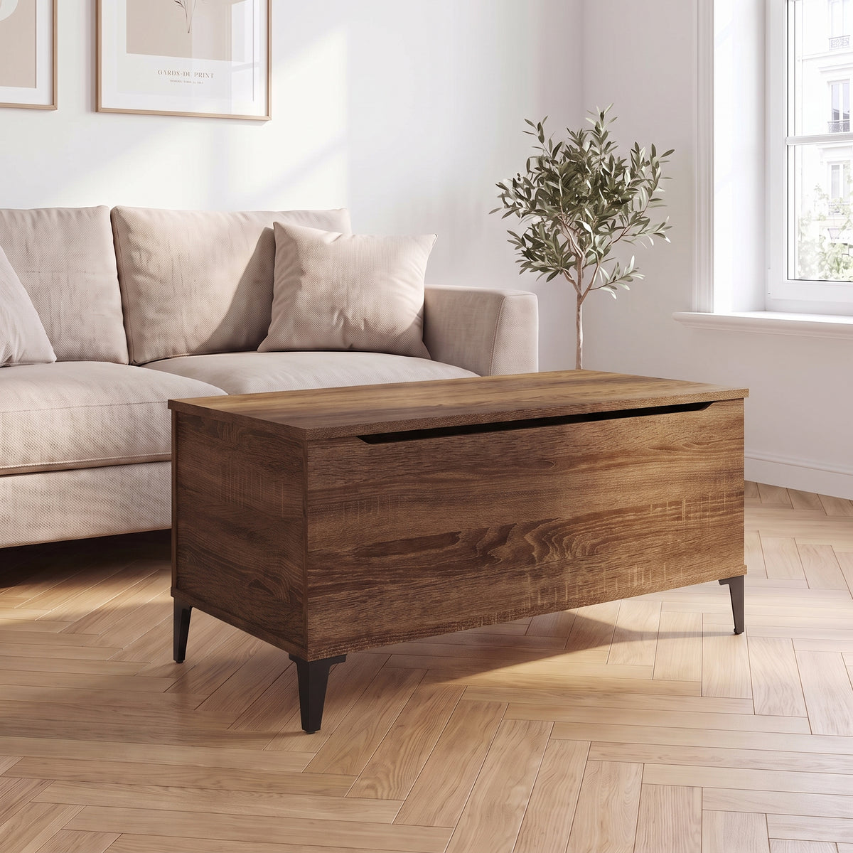 Table basse relevable Elva chêne marron dans un salon lumineux #Dimensions_90 × 44,5 × 45 cm #Couleur_Chêne marron