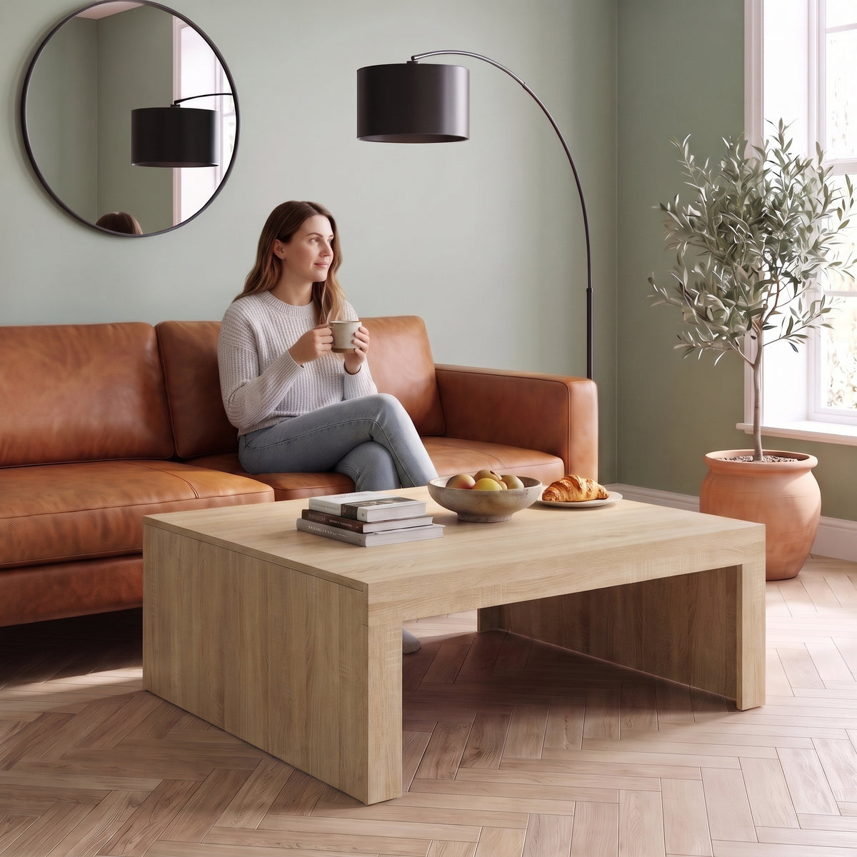 Table basse carrée décor bois 100x100 Carmo chêne sonoma au quotidien : café du matin depuis le canapé #Couleur_Chêne sonoma