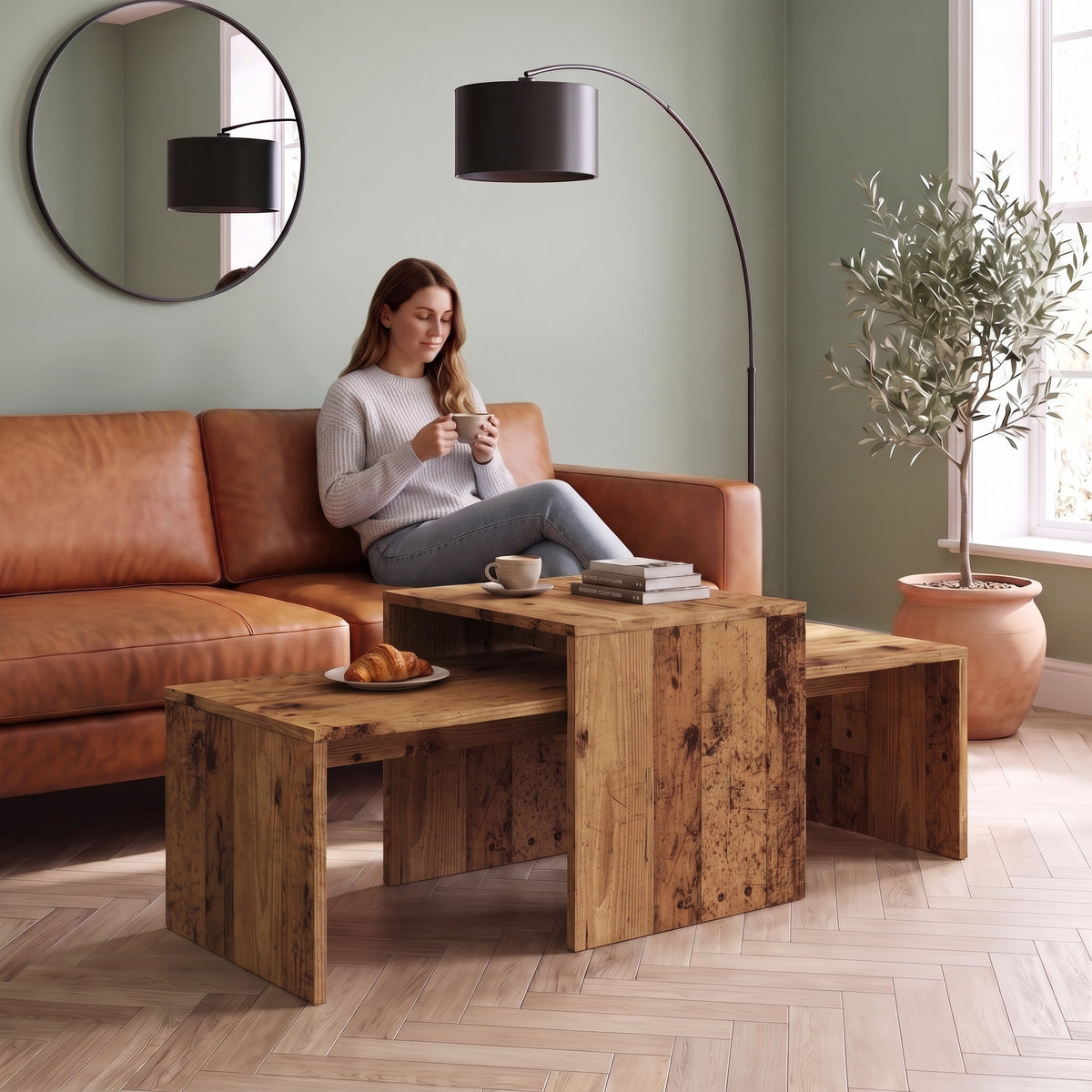 Tables basses gigognes décor bois Nesta vieux bois au quotidien : café du matin depuis le canapé #Couleur_Vieux bois