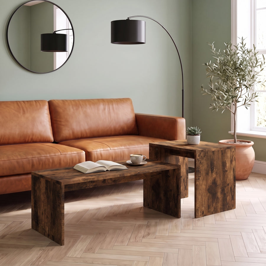 Des tables basses gigognes décor bois qui suivent la soirée