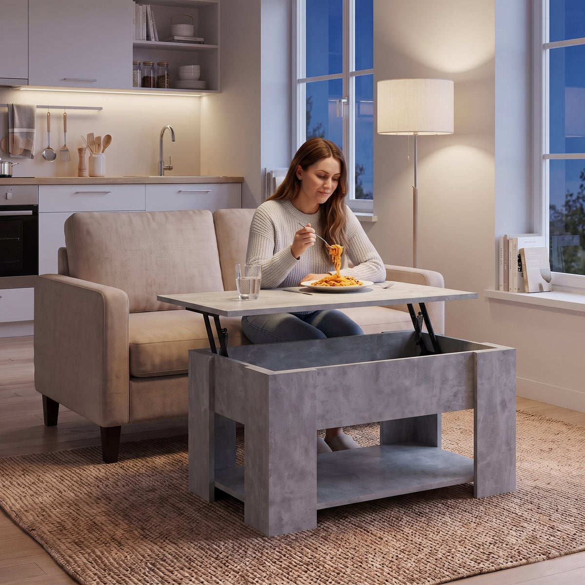 Table basse relevable avec rangement Onda gris béton , 79 × 49 × 41 cm au quotidien : dîner devant un film sur le plateau relevé #Couleur_Gris béton #Dimensions_79 × 49 × 41 cm