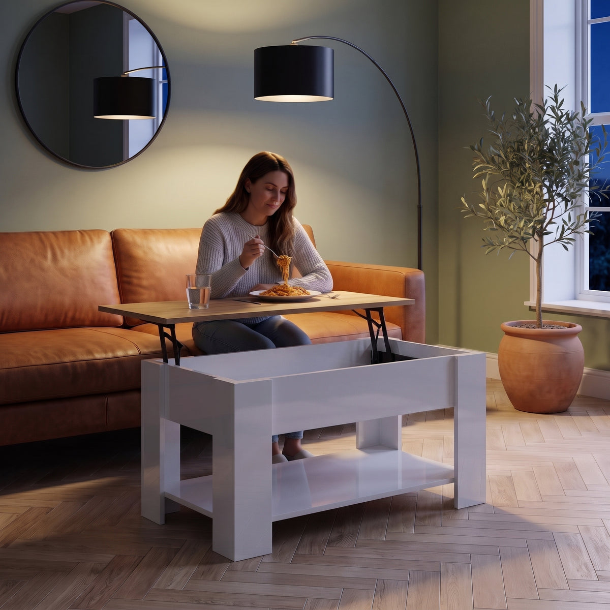 Table basse relevable avec rangement Onda 101 × 49 × 52 cm , blanc brillant au quotidien : dîner devant un film sur le plateau relevé #Dimensions_101 × 49 × 52 cm #Couleur_Blanc brillant