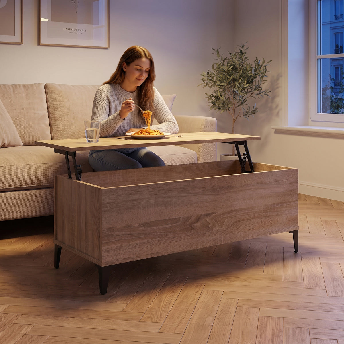 Petite table basse relevable pieds métal Elva 90 × 44,5 × 45 cm , chêne sonoma au quotidien : dîner devant un film sur le plateau relevé #Dimensions_90 × 44,5 × 45 cm #Couleur_Chêne sonoma