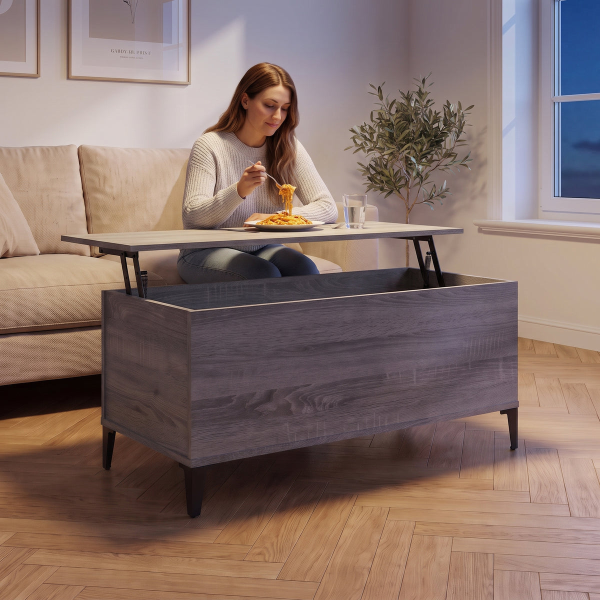 Petite table basse relevable pieds métal Elva 90 × 44,5 × 45 cm , sonoma gris au quotidien : dîner devant un film sur le plateau relevé #Dimensions_90 × 44,5 × 45 cm #Couleur_Sonoma gris