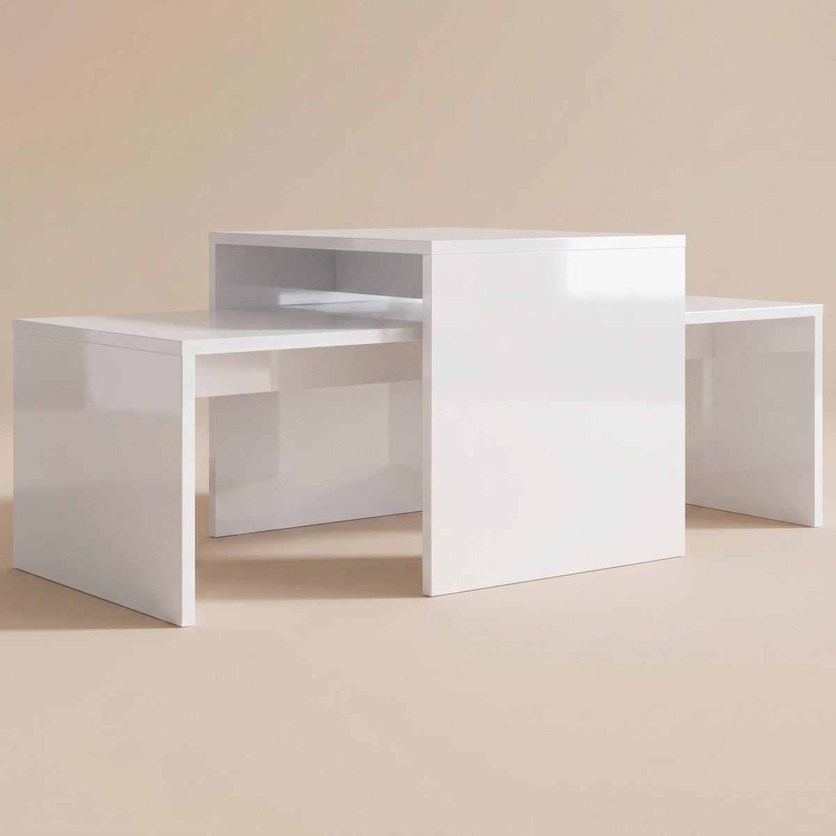 Tables gigognes Solna en blanc brillant, configuration croisée #Couleur_Blanc brillant